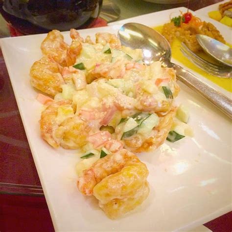 Restaurants Near Maxims Hotel .